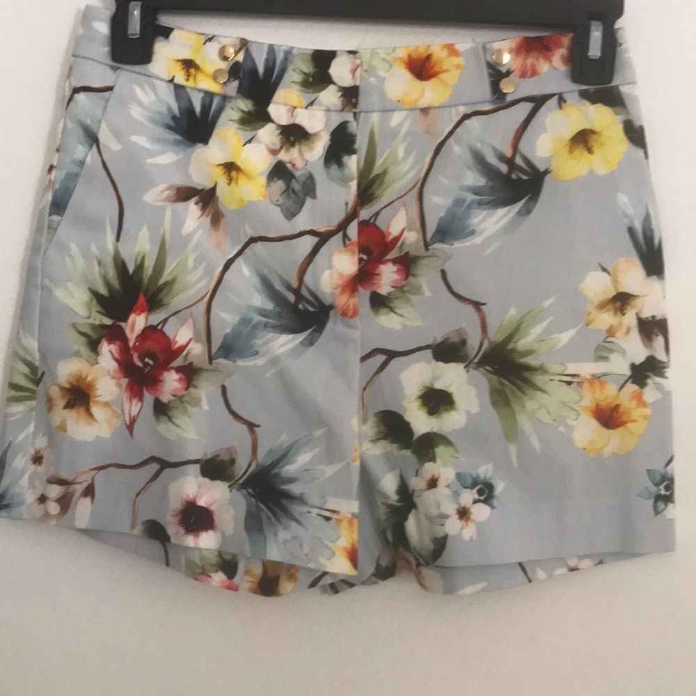 Short pants